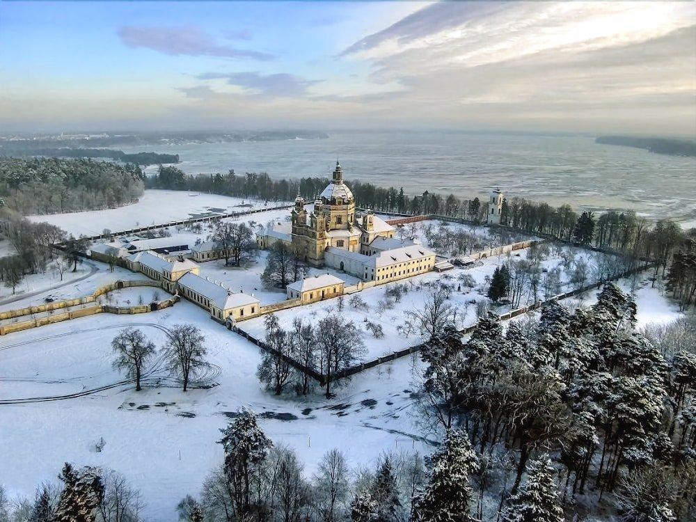 Monte Pacis In Pazaislis Hotel Kaunas Kültér fotó