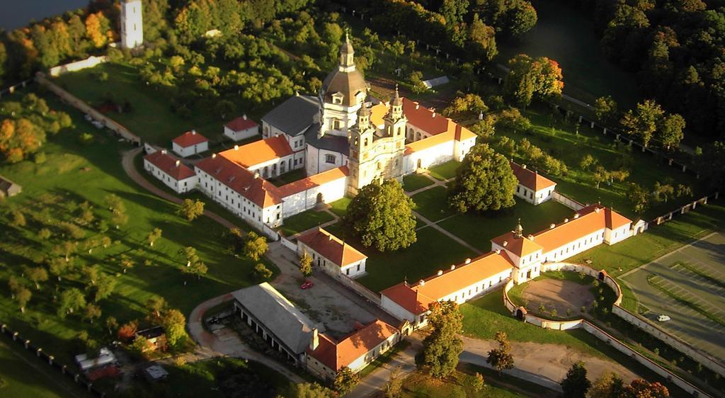 Monte Pacis Hotel Kaunas Kültér fotó